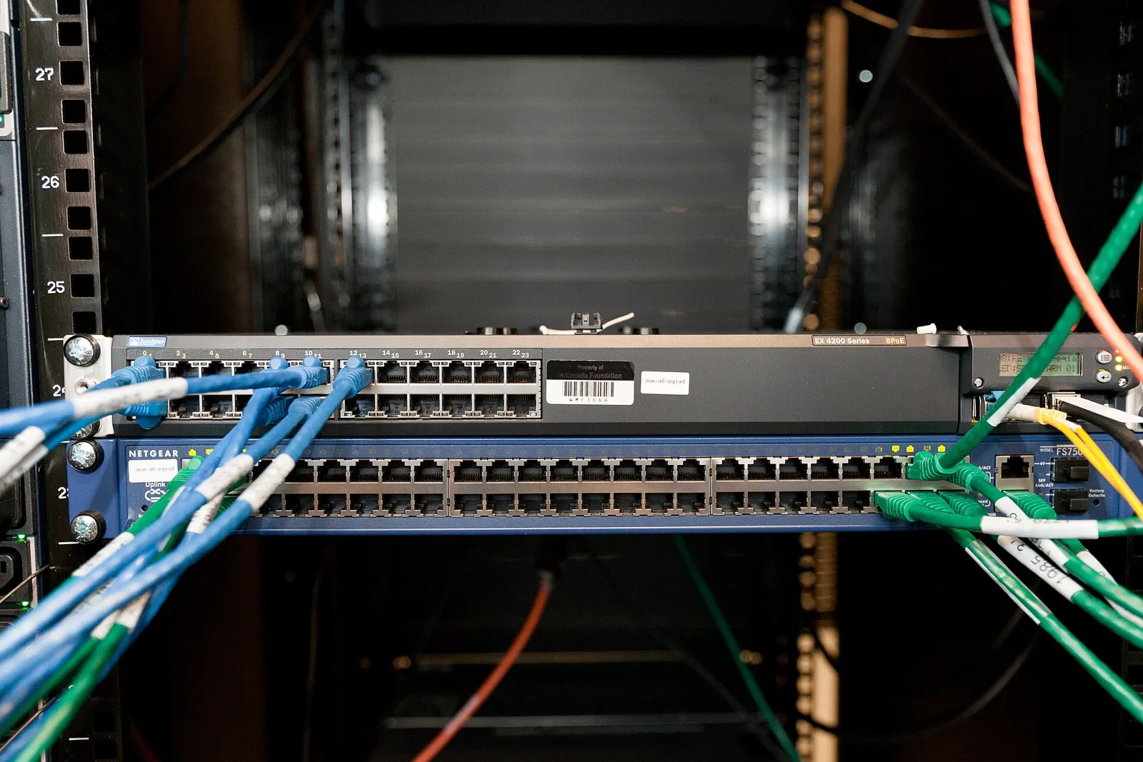 Network switches connected in a server rack